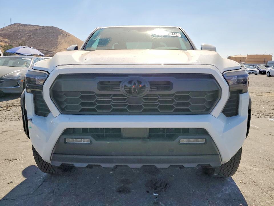 Aukcja sprzedaży 2026 Toyota Tacoma, vin: 3TMLB5JN3TM232592, numer aukcji: 57939446