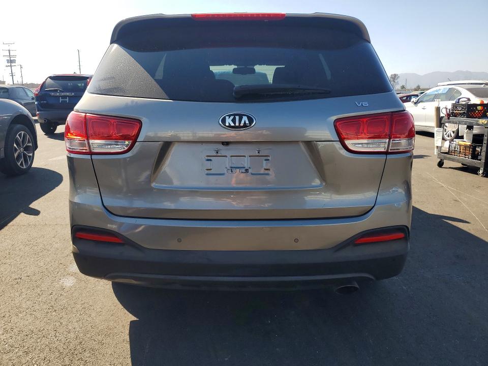 Продажа на аукционе авто 2016 Kia Sorento, vin: 5XYPG4A54GG160379, номер лота: 57953516