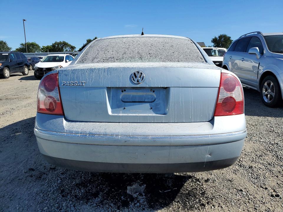 2004 Volkswagen Passat მანქანა იყიდება აუქციონზე, vin: WVWPD63B24E230778, აუქციონის ნომერი: 56835846