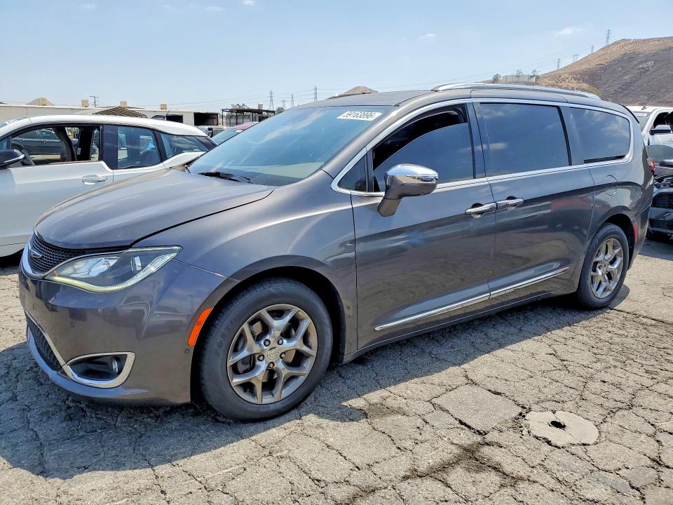 59163896 :رقم المزاد ، 2C4RC1GG0HR545155 vin ، 2017 Chrysler Pacifica مزاد بيع