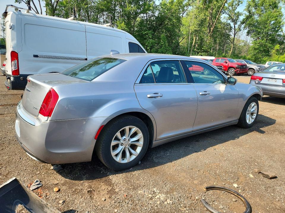 Продаж на аукціоні авто 2015 Chrysler 300, vin: 2C3CCAAG6FH930371, номер лоту: 57849356