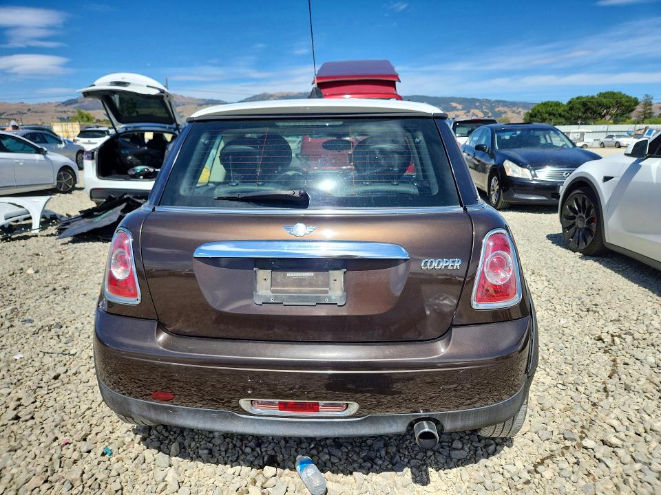2011 Mini Cooper მანქანა იყიდება აუქციონზე, vin: WMWSU3C51BT091946, აუქციონის ნომერი: 56450926