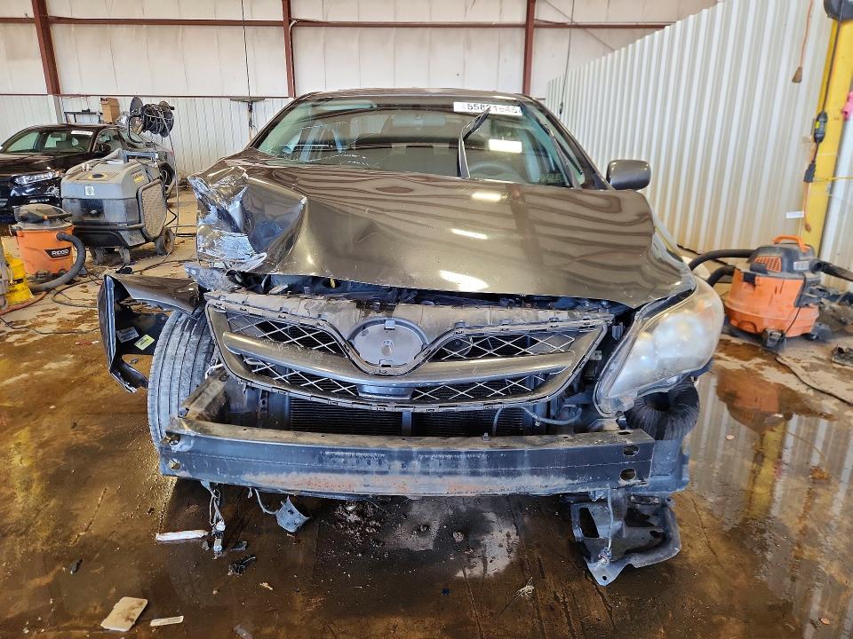 2011 Toyota Corolla მანქანა იყიდება აუქციონზე, vin: 2T1BU4EE6BC729332, აუქციონის ნომერი: 55821546