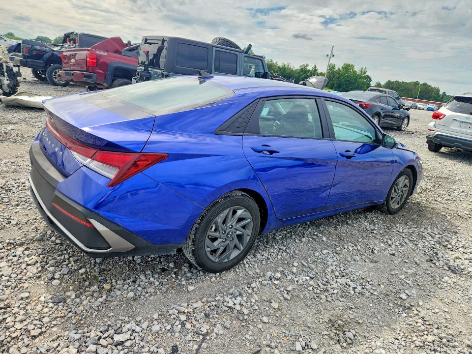 Продажа на аукционе авто 2024 Hyundai Elantra, vin: KMHLM4DG5RU774326, номер лота: 56670936