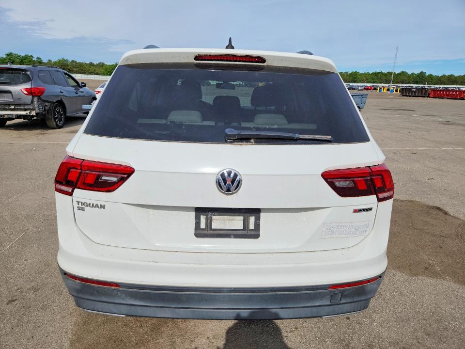58085656 :رقم المزاد ، 3VV2B7AX4KM100028 vin ، 2019 Volkswagen Tiguan مزاد بيع