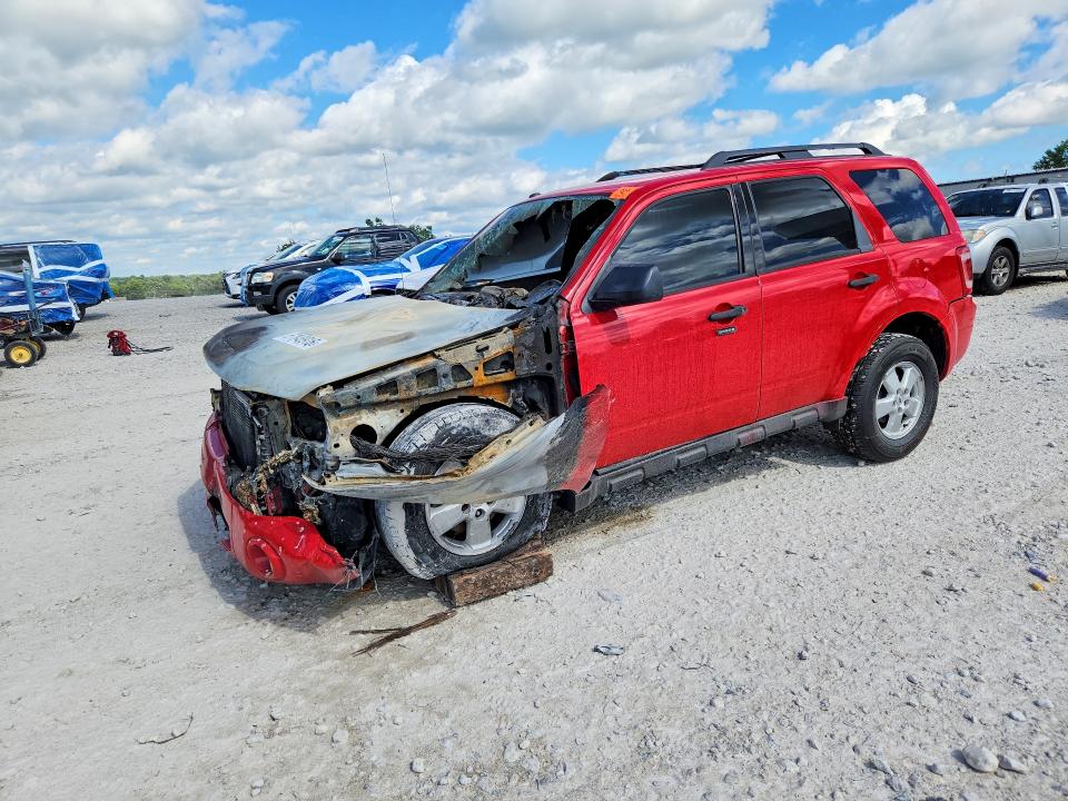 2009 Ford Escape მანქანა იყიდება აუქციონზე, vin: 1FMCU03799KA25843, აუქციონის ნომერი: 57848916