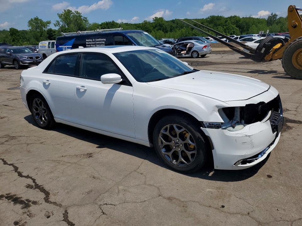 58093076 :رقم المزاد ، 2C3CCAGG8FH892343 vin ، 2015 Chrysler 300 مزاد بيع