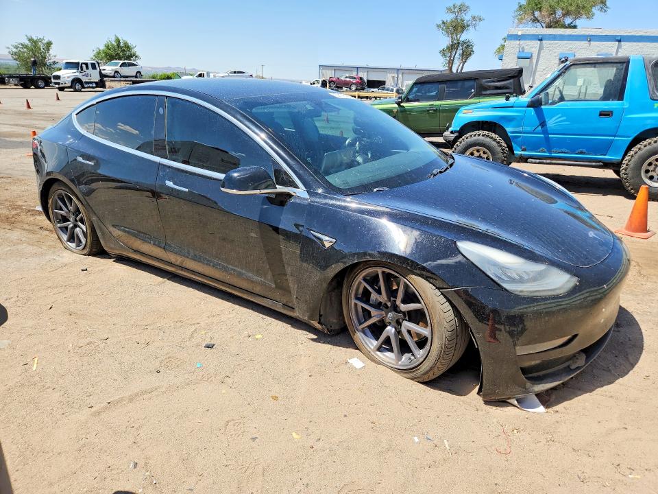 Продажа на аукционе авто 2020 Tesla Model 3, vin: 5YJ3E1EA4LF704472, номер лота: 57176186