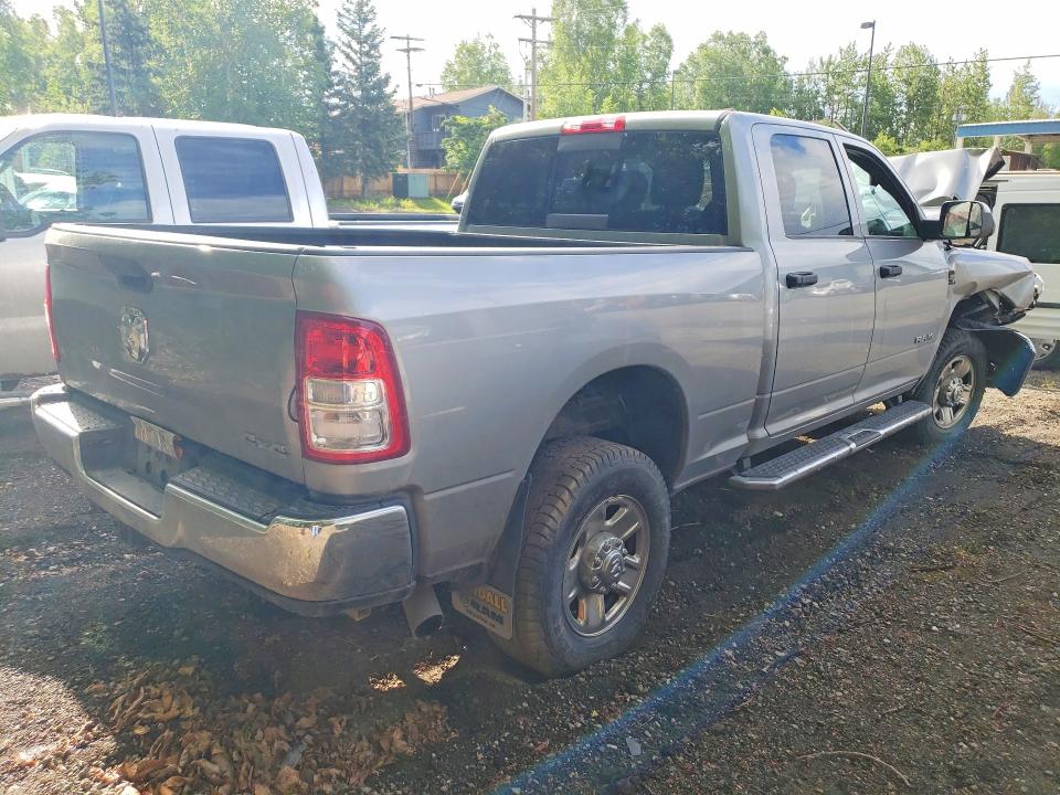 56596946 :رقم المزاد ، 3C6UR5CL7NG139031 vin ، 2022 Ram 2500 مزاد بيع