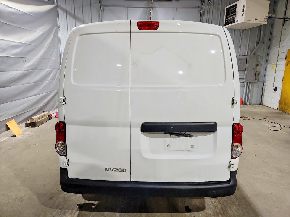57821486 :رقم المزاد ، 3N6CM0KN6EK695608 vin ، 2014 Nissan Nv 2500 مزاد بيع