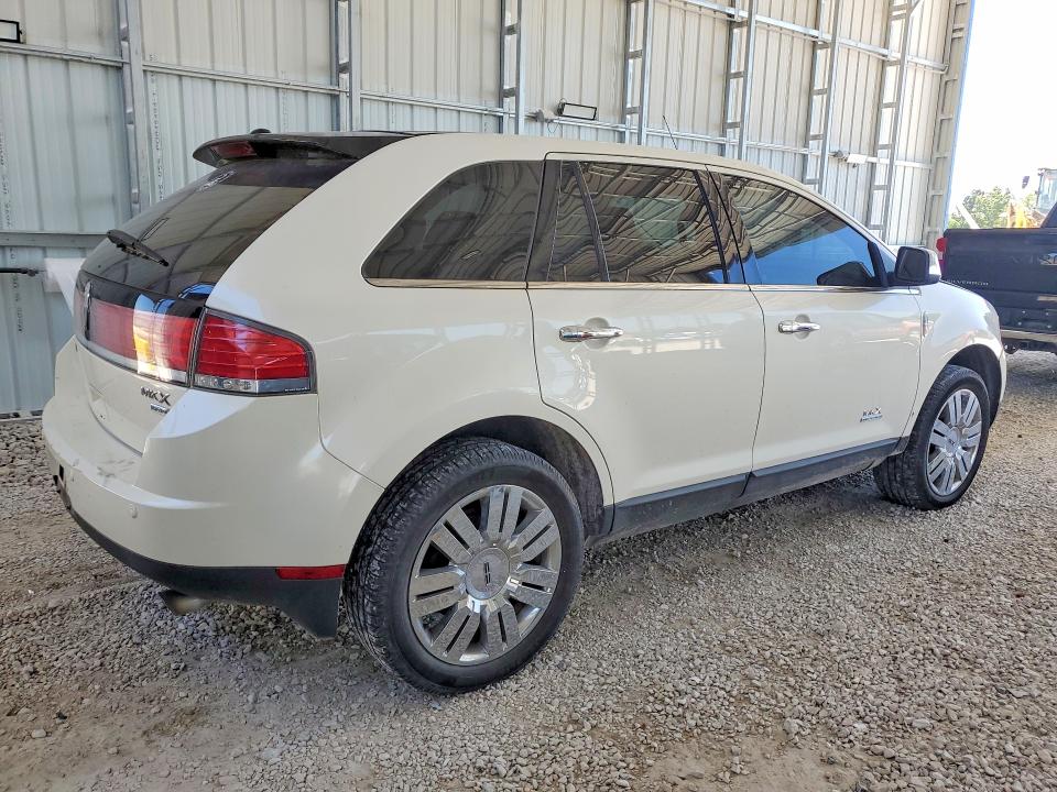 57870606 :رقم المزاد ، 2LMDU88C88BJ03518 vin ، 2008 Lincoln Mkx مزاد بيع