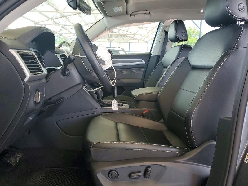56811016 :رقم المزاد ، 1V2KR2CAXNC545920 vin ، 2022 Volkswagen Atlas مزاد بيع