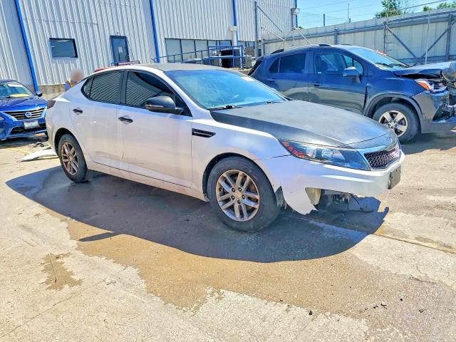 2012 Kia Optima მანქანა იყიდება აუქციონზე, vin: KNAGM4A71C5273510, აუქციონის ნომერი: 55770136