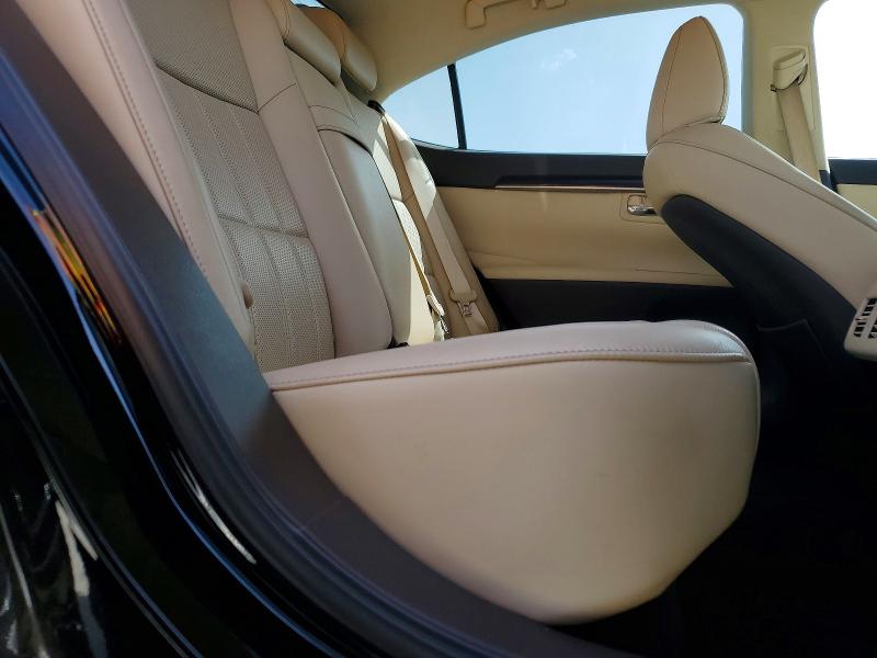 59182476 :رقم المزاد ، 58ABK1GG9HU041778 vin ، 2017 Lexus Es مزاد بيع