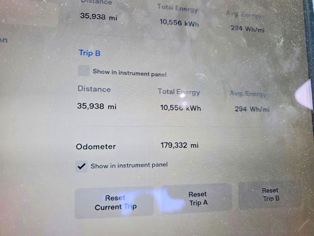 57883106 :رقم المزاد ، 5YJSA1E14HF231090 vin ، 2017 Tesla Model S مزاد بيع