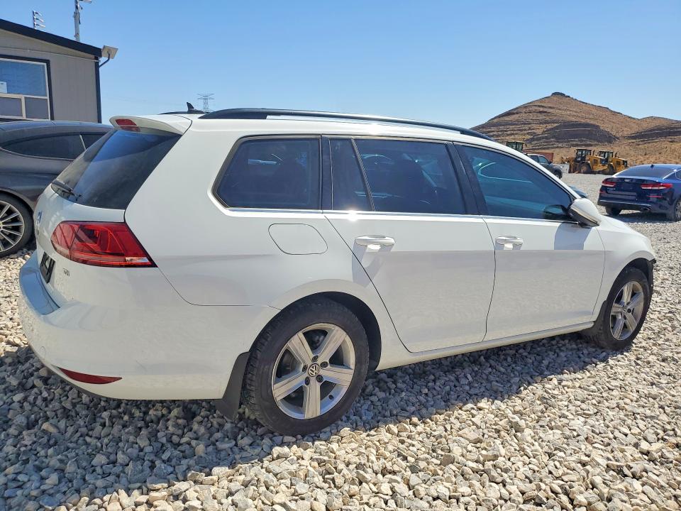 57335496 :رقم المزاد ، 3VWCA7AU8FM517893 vin ، 2015 Volkswagen Golf Sportwagen مزاد بيع