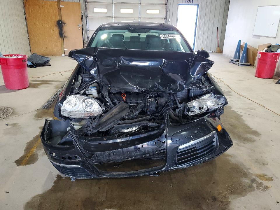 2010 Volkswagen Jetta მანქანა იყიდება აუქციონზე, vin: 3VWAZ7AJ3AM135706, აუქციონის ნომერი: 56644866