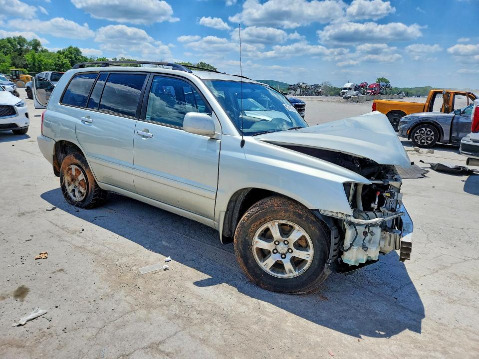 56402776 :رقم المزاد ، JTEDP21A540034372 vin ، 2004 Toyota Highlander مزاد بيع