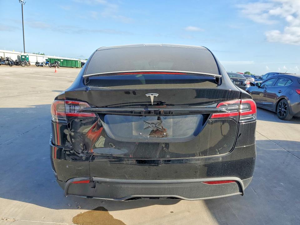 Продажа на аукционе авто 2022 Tesla Model X, vin: 7SAXCBE58NF328798, номер лота: 57179336