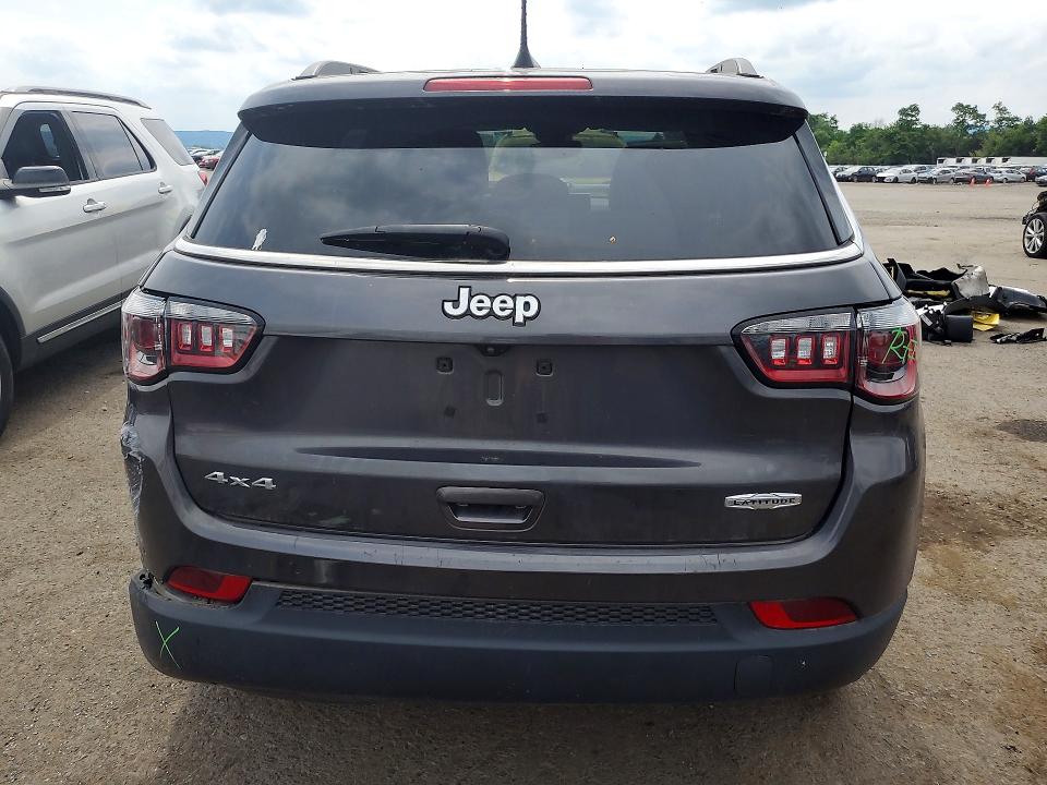 58748836 :رقم المزاد ، 3C4NJDBB4NT209549 vin ، 2022 Jeep Compass مزاد بيع