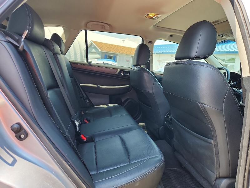 58803936 :رقم المزاد ، 4S4BSALC1F3318968 vin ، 2015 Subaru Outback مزاد بيع