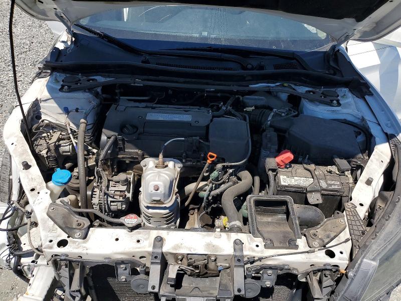 2015 Honda Accord მანქანა იყიდება აუქციონზე, vin: 1HGCR2F82FA133682, აუქციონის ნომერი: 56105726
