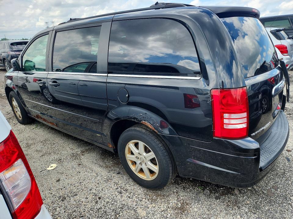 Продажа на аукционе авто 2008 Chrysler Town & Country, vin: 2A8HR54P28R651797, номер лота: 55389636