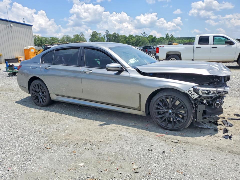 57172156 :رقم المزاد ، WBA7U2C04NCG95132 vin ، 2022 Bmw 750 مزاد بيع