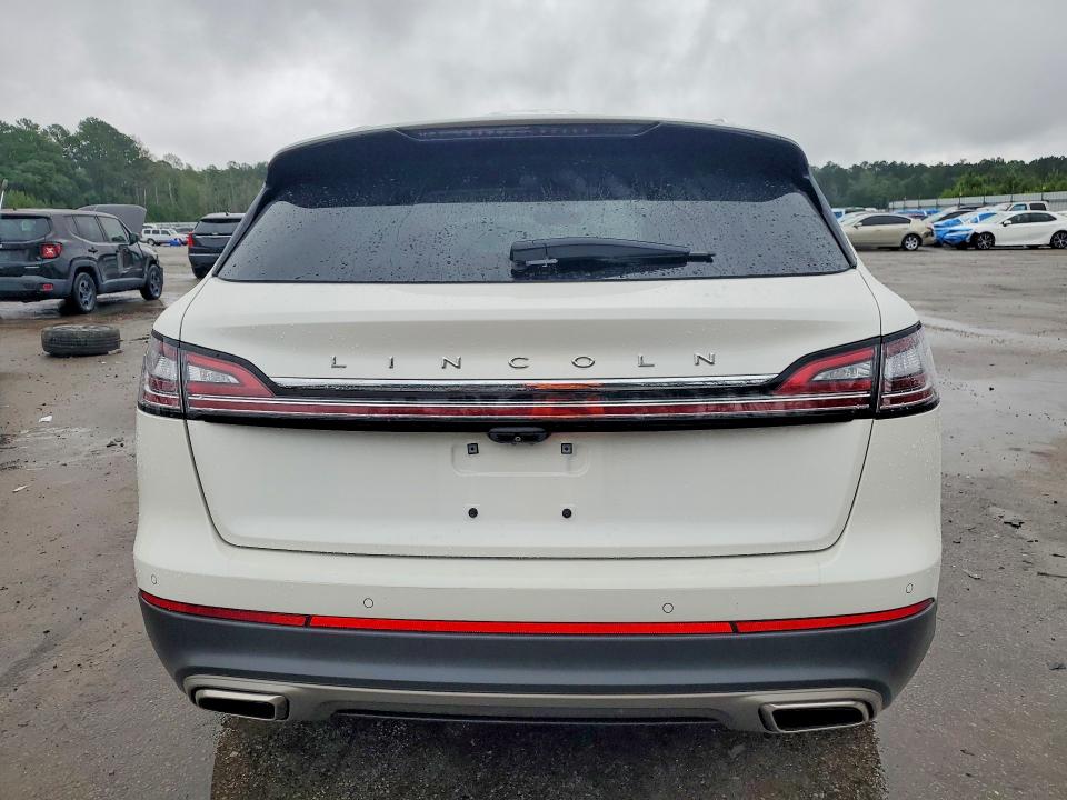 55393656 :رقم المزاد ، 2LMPJ8KP7NBL15758 vin ، 2022 Lincoln Nautilus مزاد بيع