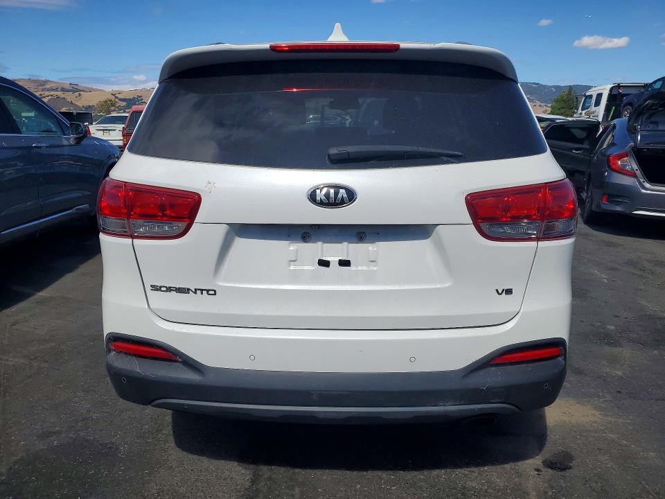 2017 Kia Sorento მანქანა იყიდება აუქციონზე, vin: 5XYPGDA50HG227416, აუქციონის ნომერი: 59005676