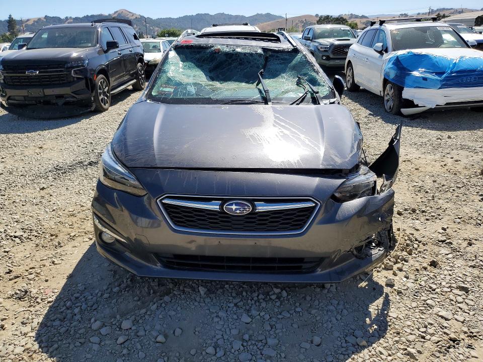 57205816 :رقم المزاد ، 4S3GTAT62J3729046 vin ، 2018 Subaru Impreza مزاد بيع