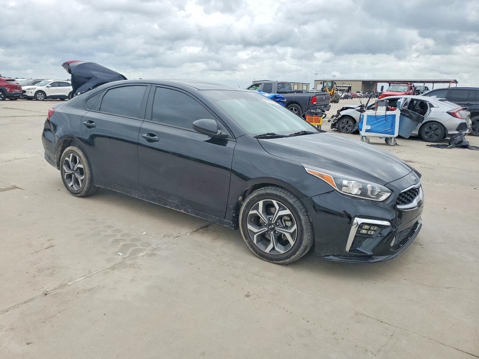 2021 Kia Forte მანქანა იყიდება აუქციონზე, vin: 3KPF24AD0ME310076, აუქციონის ნომერი: 56185346