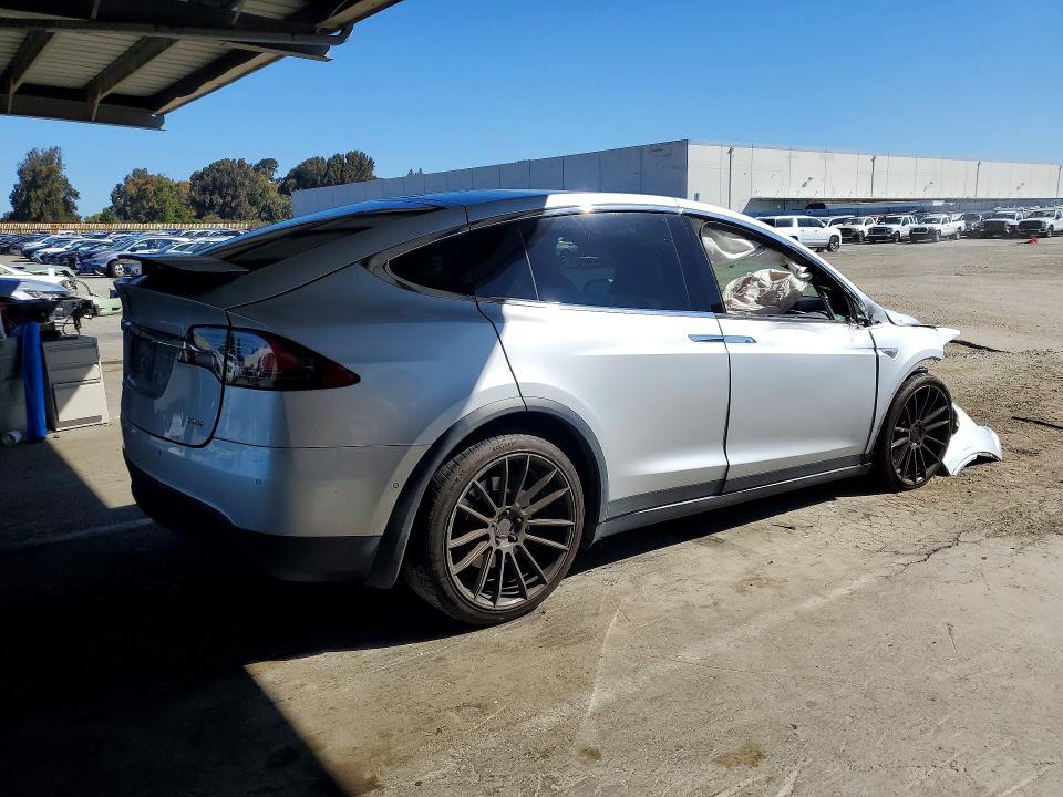 Aukcja sprzedaży 2016 Tesla Model X, vin: 5YJXCBE20GF021180, numer aukcji: 57016366