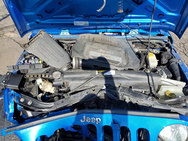 56736656 :رقم المزاد ، 1C4BJWDGXFL732093 vin ، 2015 Jeep Wrangler Unlimited مزاد بيع
