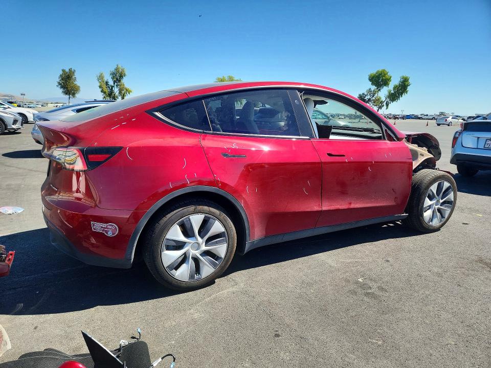 2024 Tesla Model Y მანქანა იყიდება აუქციონზე, vin: 7SAYGAEE2RF048304, აუქციონის ნომერი: 56860316