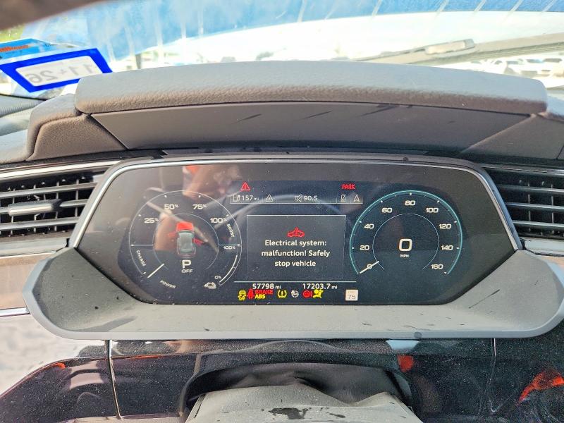 2019 Audi E-tron მანქანა იყიდება აუქციონზე, vin: WA1LAAGE1KB021698, აუქციონის ნომერი: 58891296