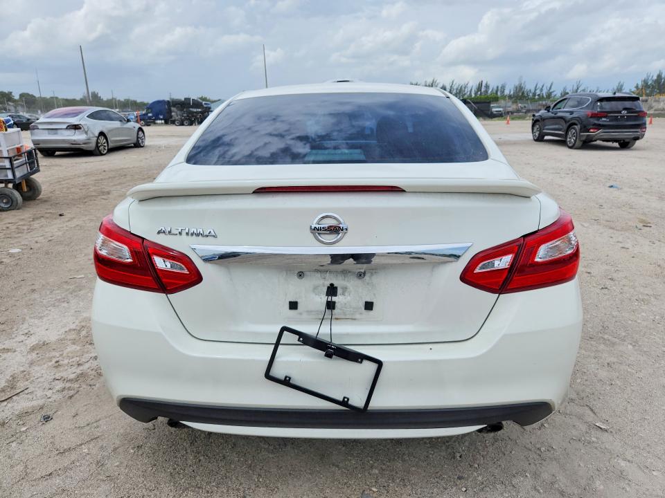 Продажа на аукционе авто 2017 Nissan Altima, vin: 1N4AL3AP7HN325743, номер лота: 55555446