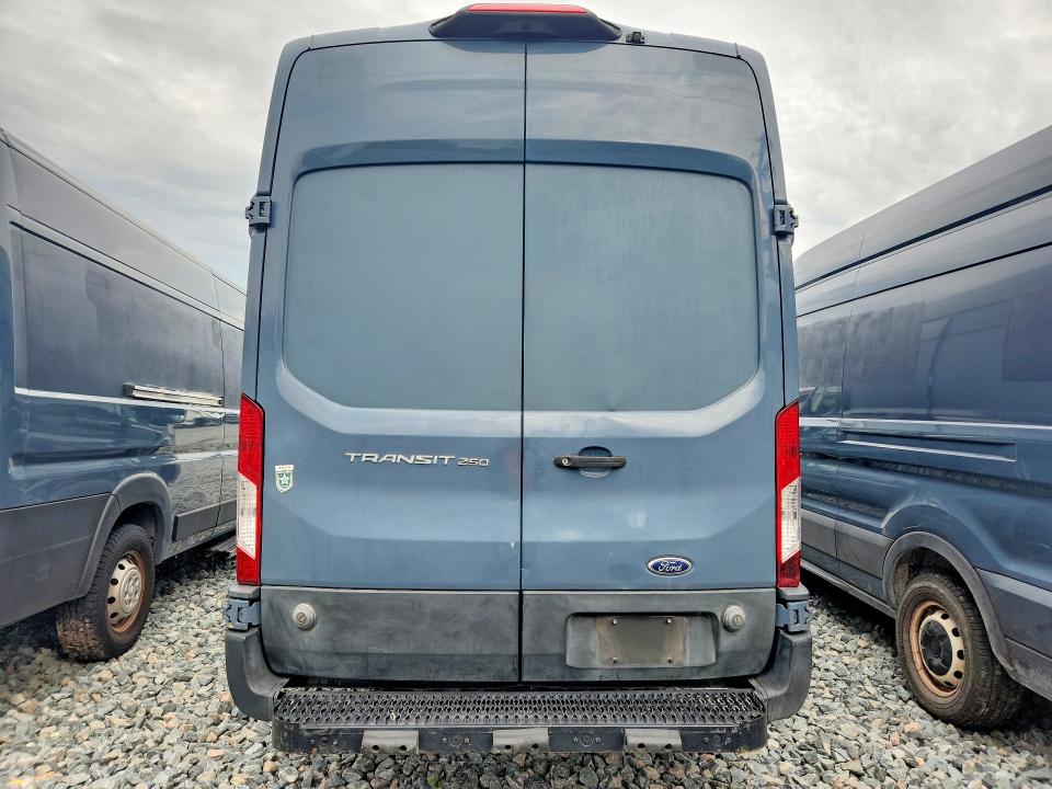 2019 Ford Transit მანქანა იყიდება აუქციონზე, vin: 1FTYR3XM6KKB73919, აუქციონის ნომერი: 56729626