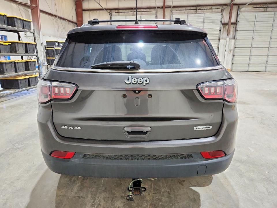 56719396 :رقم المزاد ، 3C4NJDBB3HT629176 vin ، 2017 Jeep Compass مزاد بيع