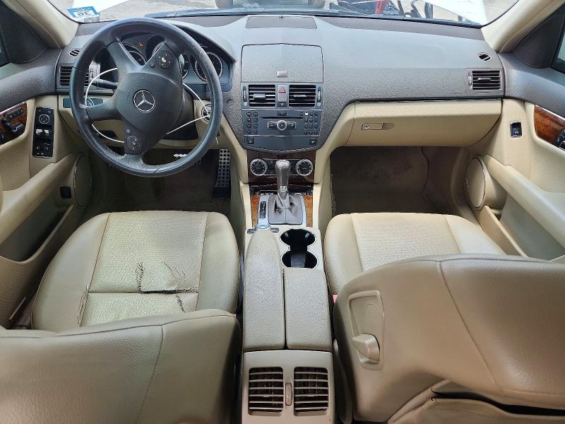 58540836 :رقم المزاد ، WDDGF5EB5AR096747 vin ، 2010 Mercedes-benz C مزاد بيع