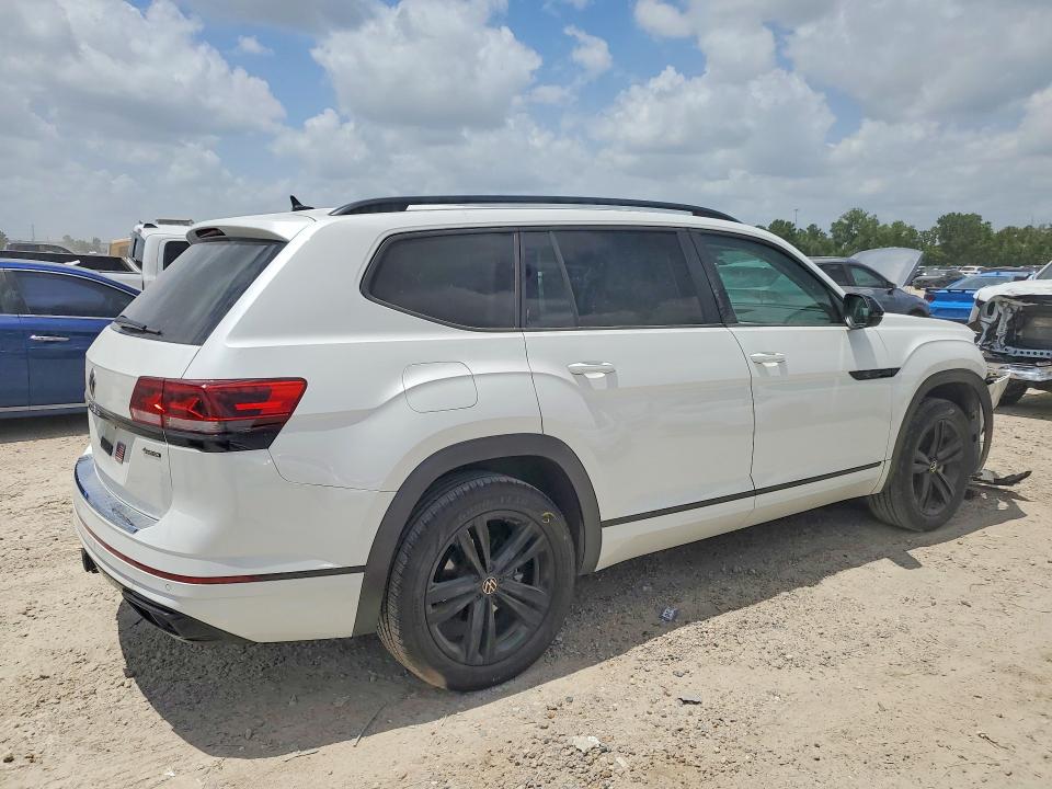 58957356 :رقم المزاد ، 1V2SR2CA1PC535392 vin ، 2023 Volkswagen Atlas Cross مزاد بيع