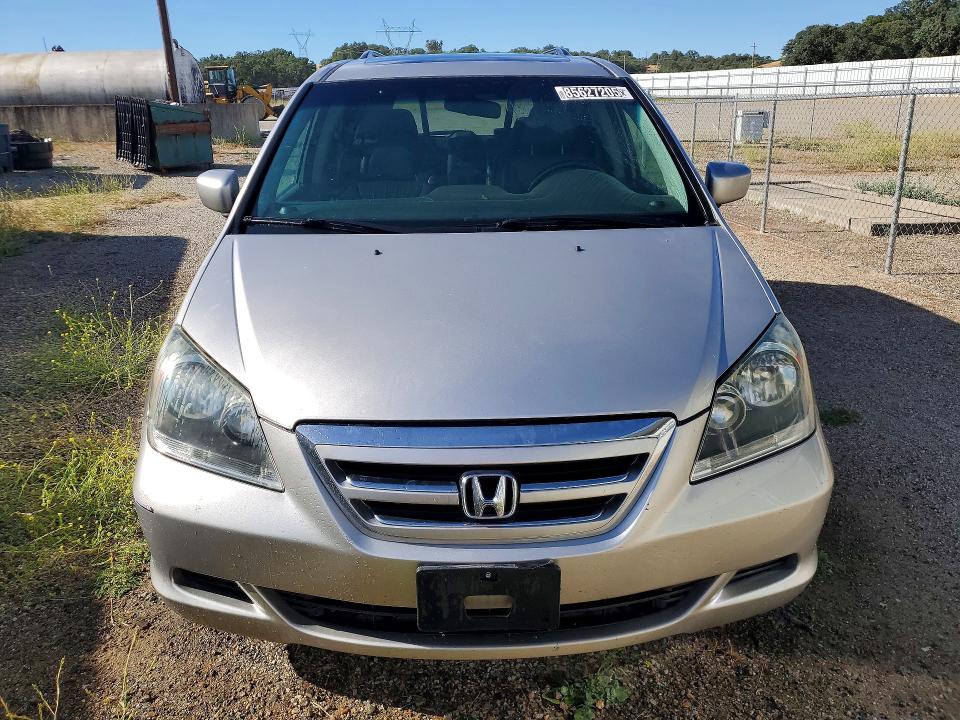 85627205 :رقم المزاد ، 5FNRL387X7B117744 vin ، 2007 Honda Odyssey مزاد بيع