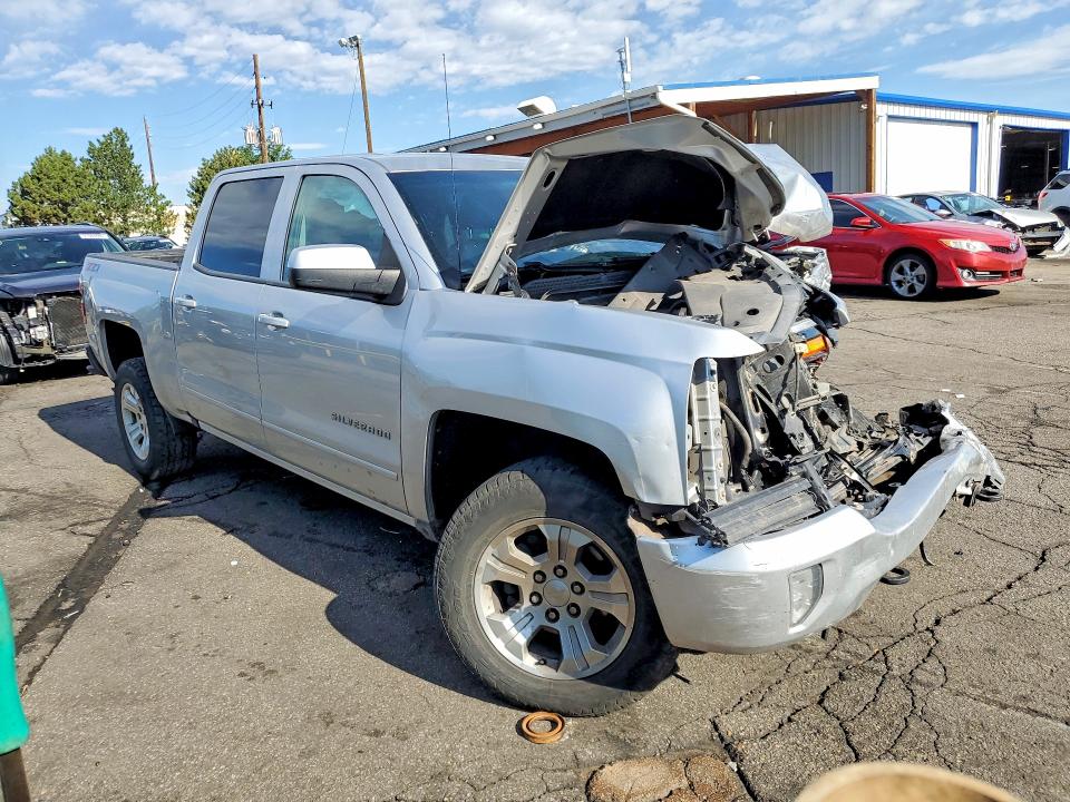 Aukcja sprzedaży 2018 Chevrolet Silverado, vin: 3GCUKREC5JG617426, numer aukcji: 58819596