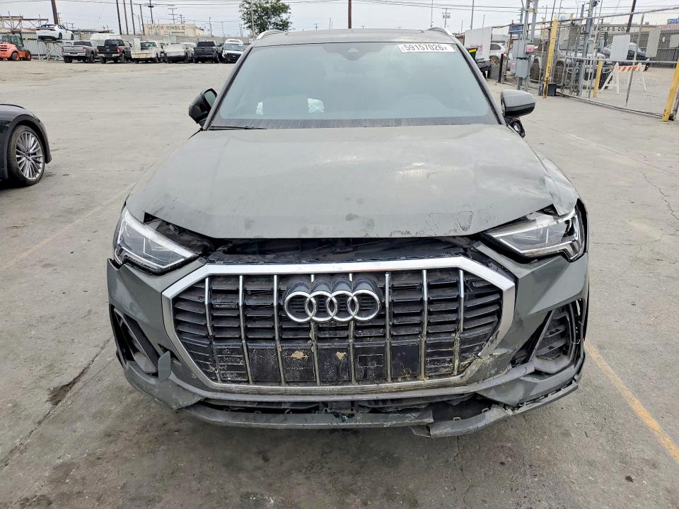 59157026 :رقم المزاد ، WA1EECF37S1007299 vin ، 2025 Audi Q3 مزاد بيع