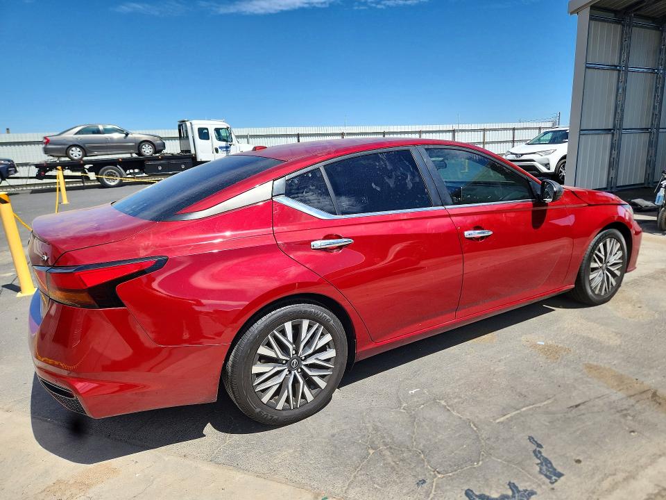 59131186 :رقم المزاد ، 1N4BL4DVXRN398577 vin ، 2024 Nissan Altima مزاد بيع