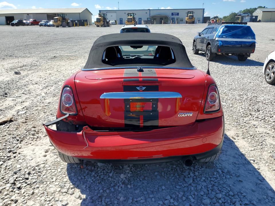 2015 Mini Cooper Roadster მანქანა იყიდება აუქციონზე, vin: WMWSY1C53FT626015, აუქციონის ნომერი: 57944416