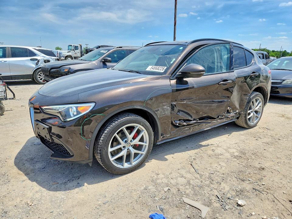 Aukcja sprzedaży 2018 Alfa Romeo Stelvio, vin: ZASFAKNN4J7C00323, numer aukcji: 54668226