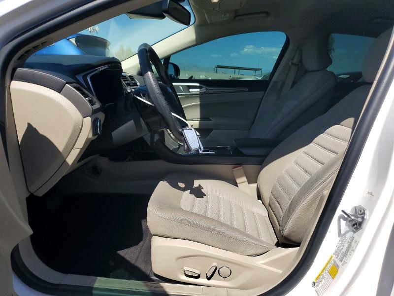 57371496 :رقم المزاد ، 3FA6P0HD8KR135362 vin ، 2019 Ford Fusion مزاد بيع