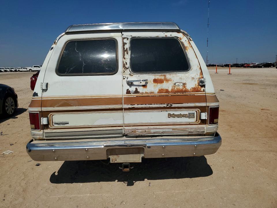 1988 Chevrolet Suburban მანქანა იყიდება აუქციონზე, vin: 1GCER16K4JF116701, აუქციონის ნომერი: 58953516