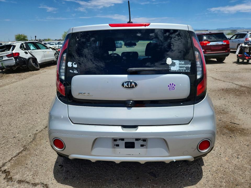 56191246 :رقم المزاد ، KNDJP3A58J7534447 vin ، 2018 Kia Soul مزاد بيع